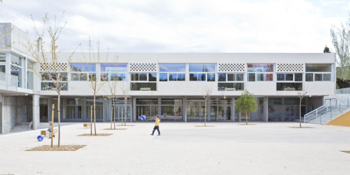 b-ground-arquitectura-escuela-Liceo-Frances-Madrid