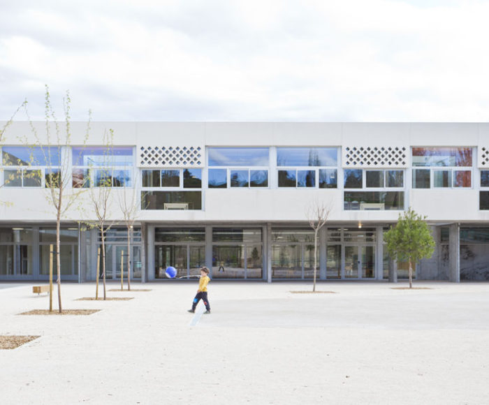 b-ground-arquitectura-escuela-Liceo-Frances-Madrid